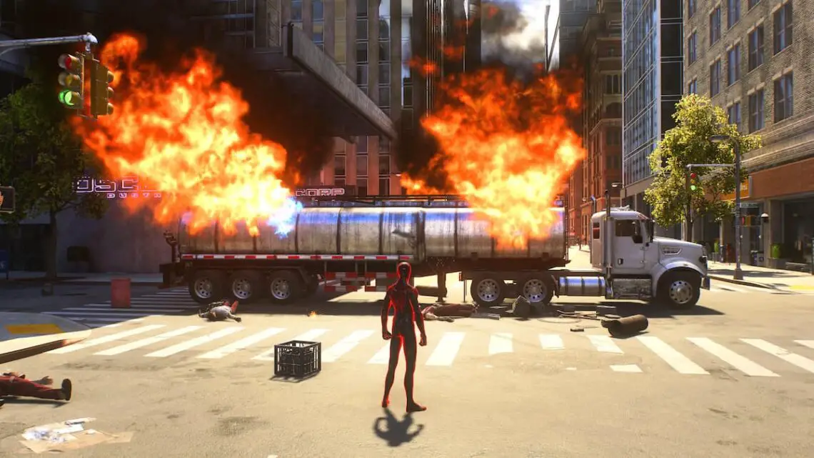 How to put out fires in Spider-Man 2