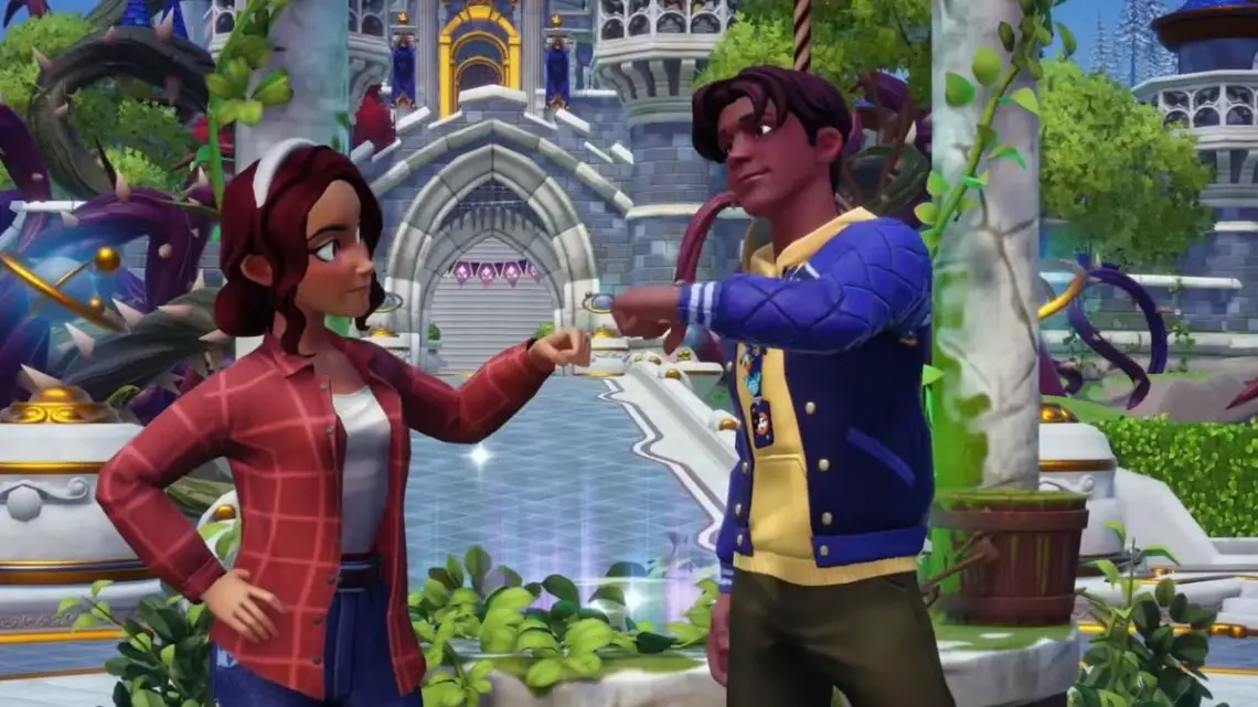 Disney-Dreamlight-Valley-Multiplayer-Players-Fist-Bumping